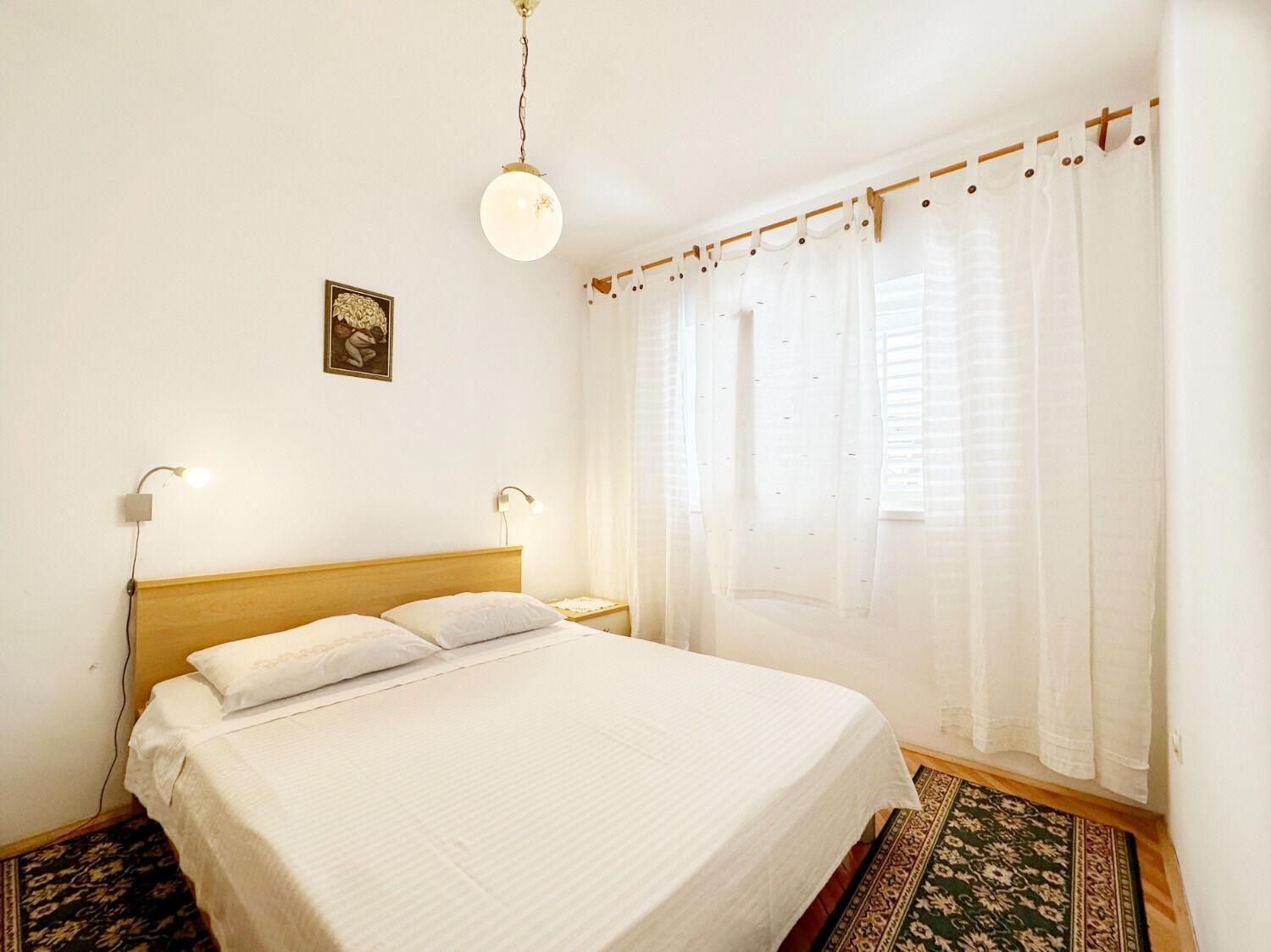 Apartments Mihaela Трогир Екстериор снимка