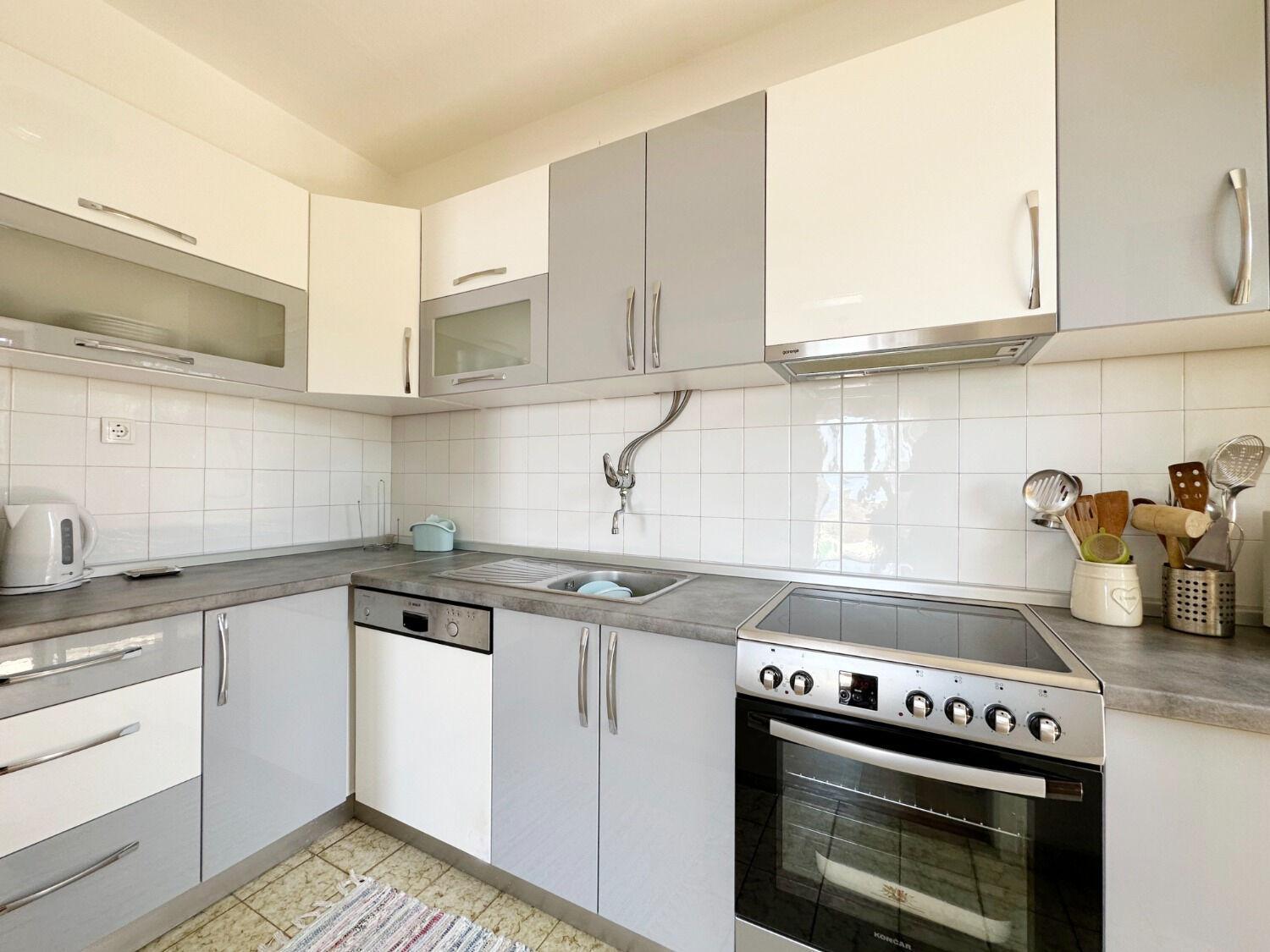 Apartments Mihaela Трогир Екстериор снимка